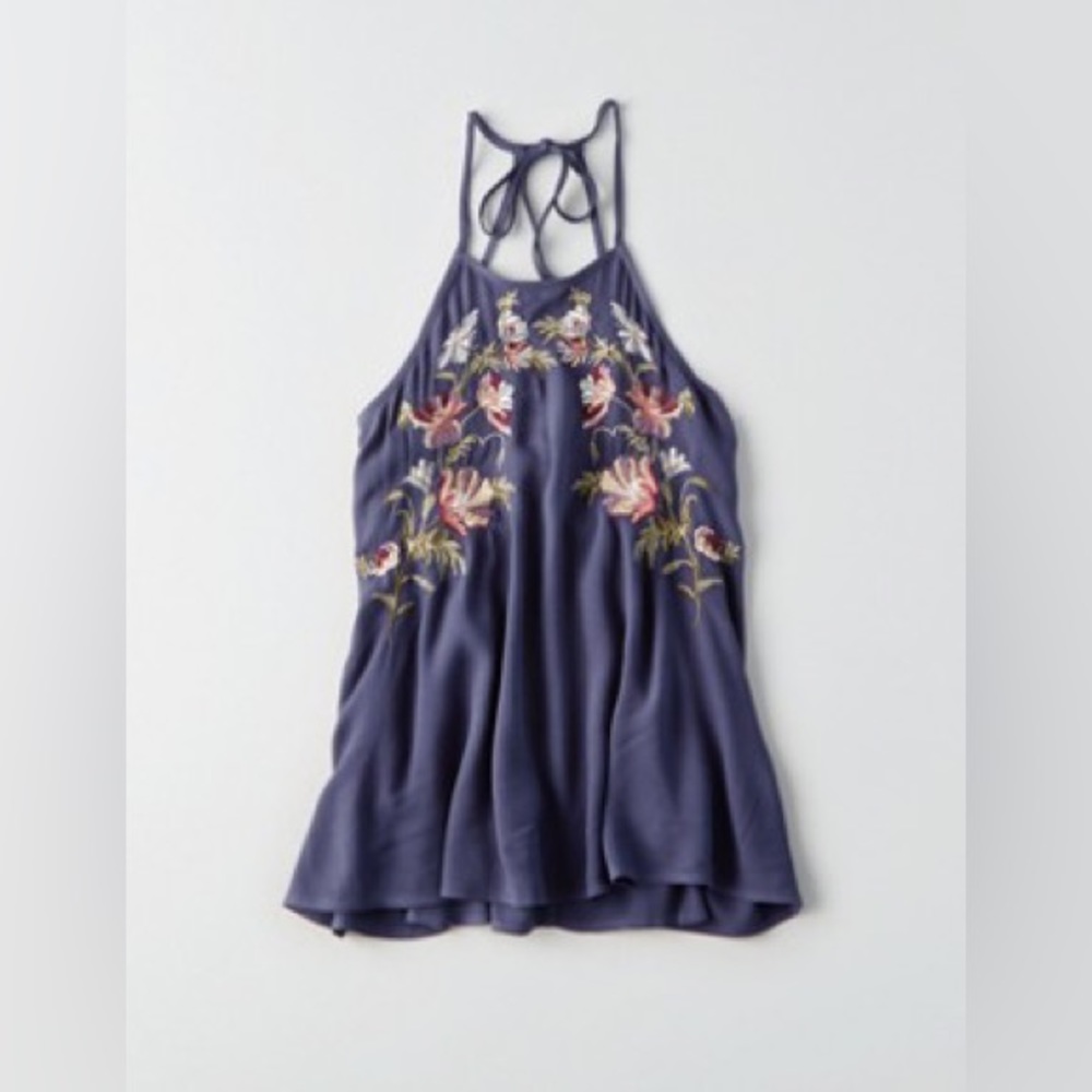 American eagle floral embroidered top